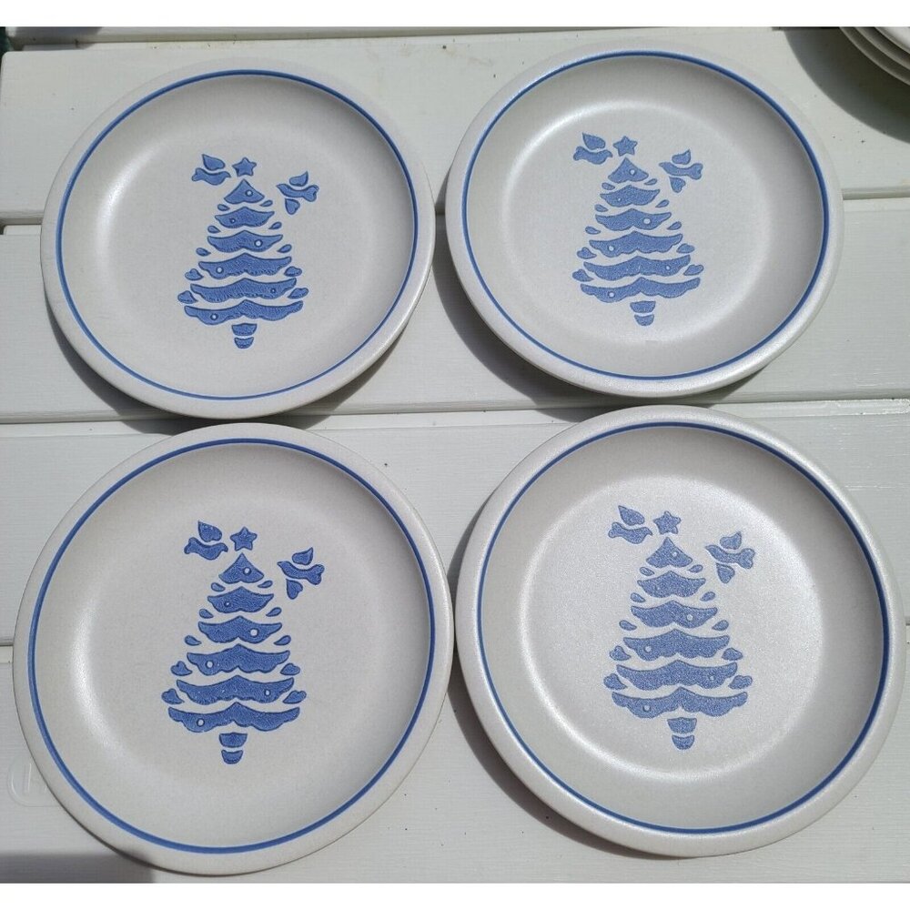 Pfaltzgraff Yorktowne Holiday Christmas Tree Luncheon Plate 8 3/8"  Set of 4 USA